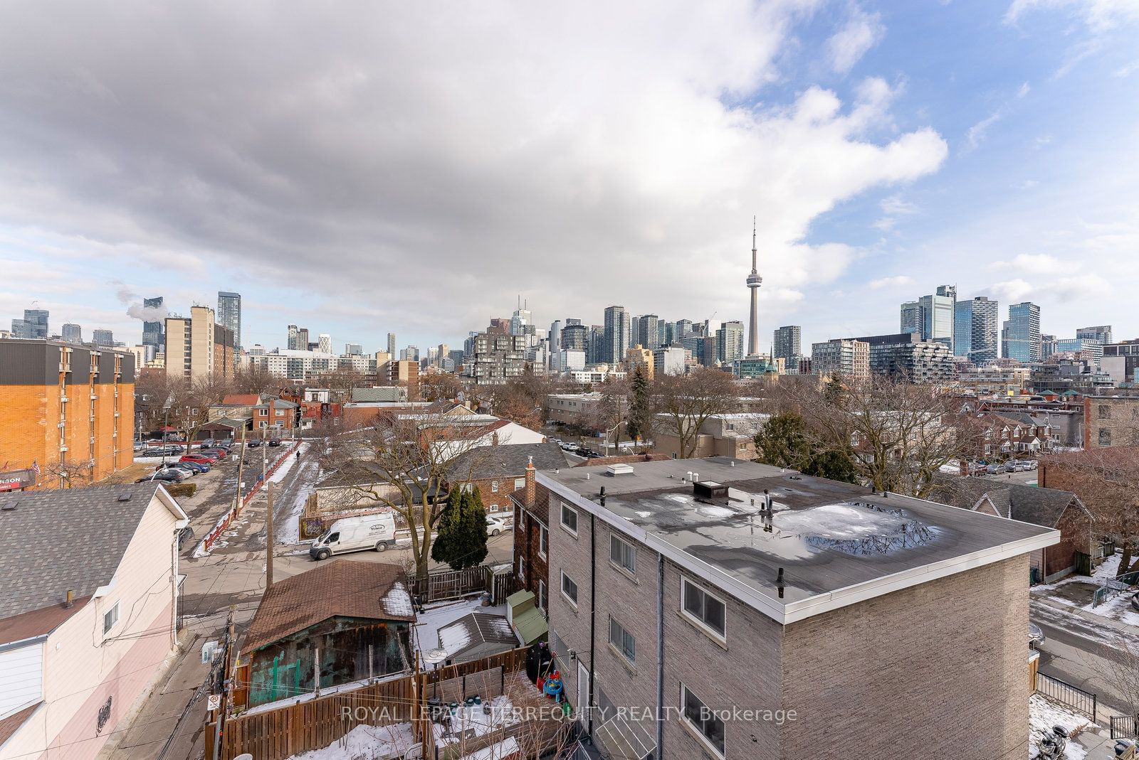 The Gardens at Queen Townhouses, Downtown, Toronto