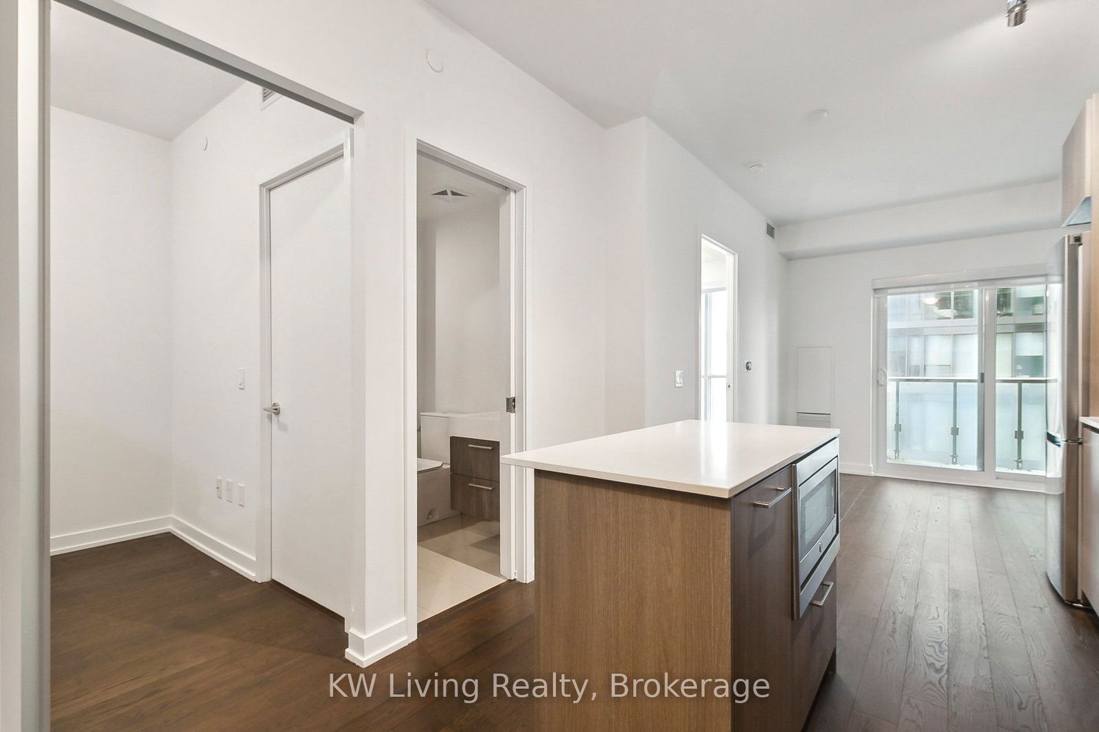 1 Yorkville Ave, unit 2412 for rent