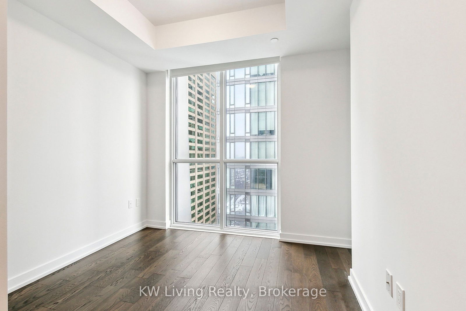 1 Yorkville Ave, unit 2412 for rent