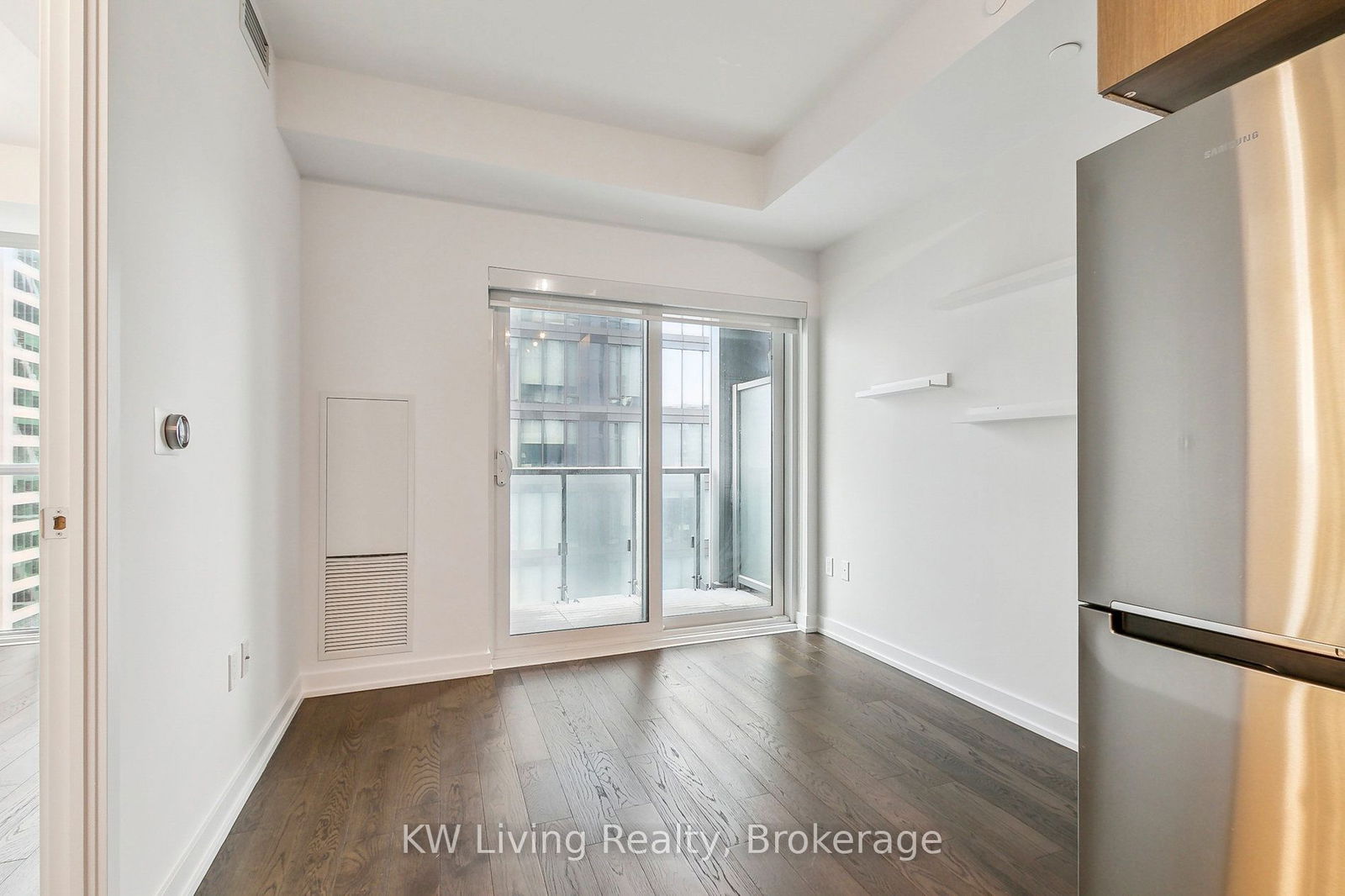 1 Yorkville Ave, unit 2412 for rent