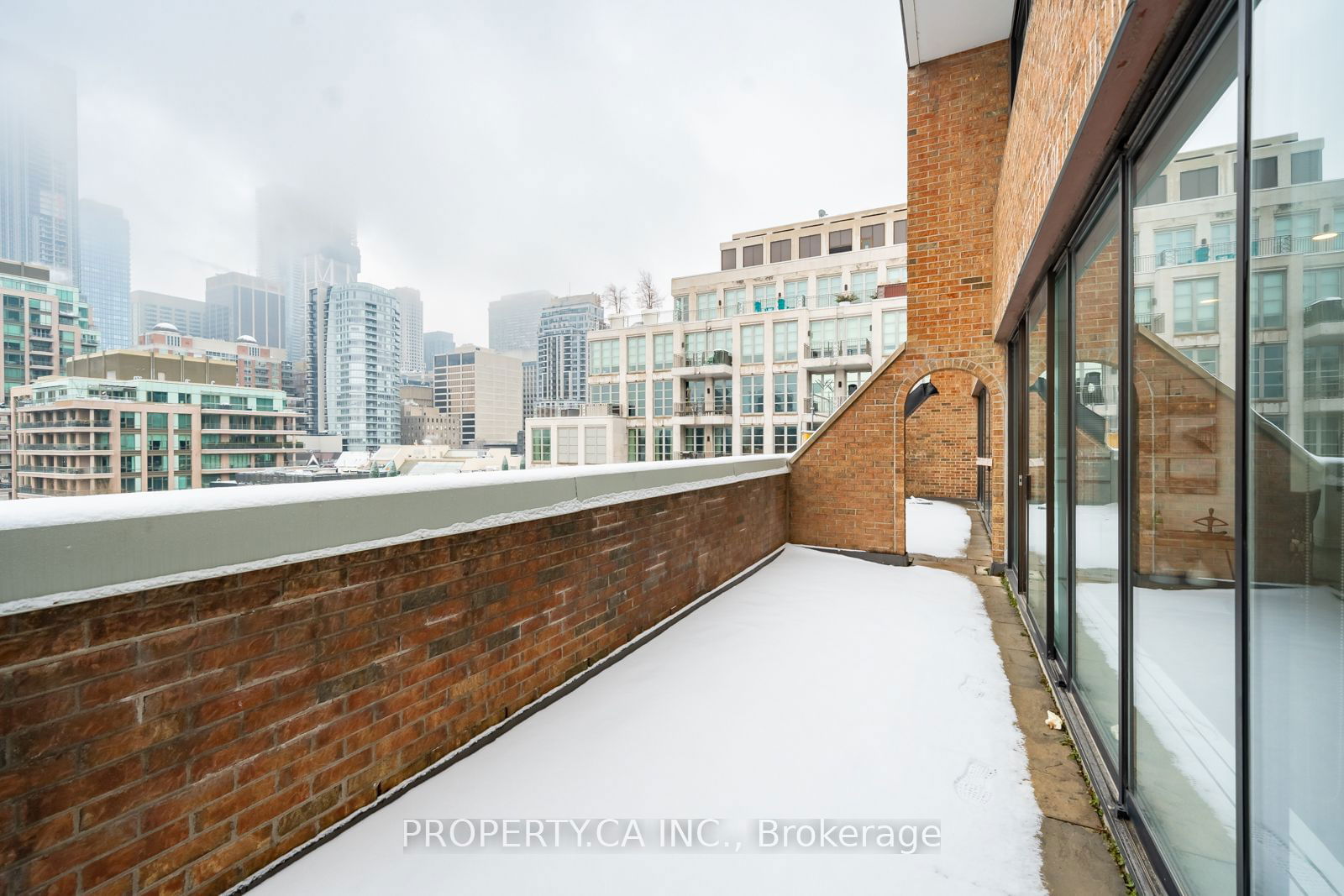 18a Hazelton Ave, unit 604 for sale