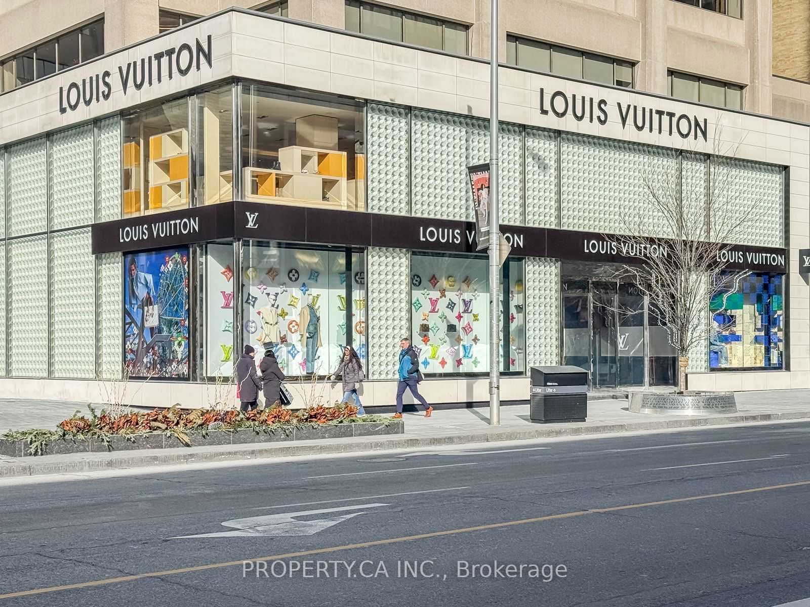 Residences at Hazelton Lanes, Downtown, Toronto