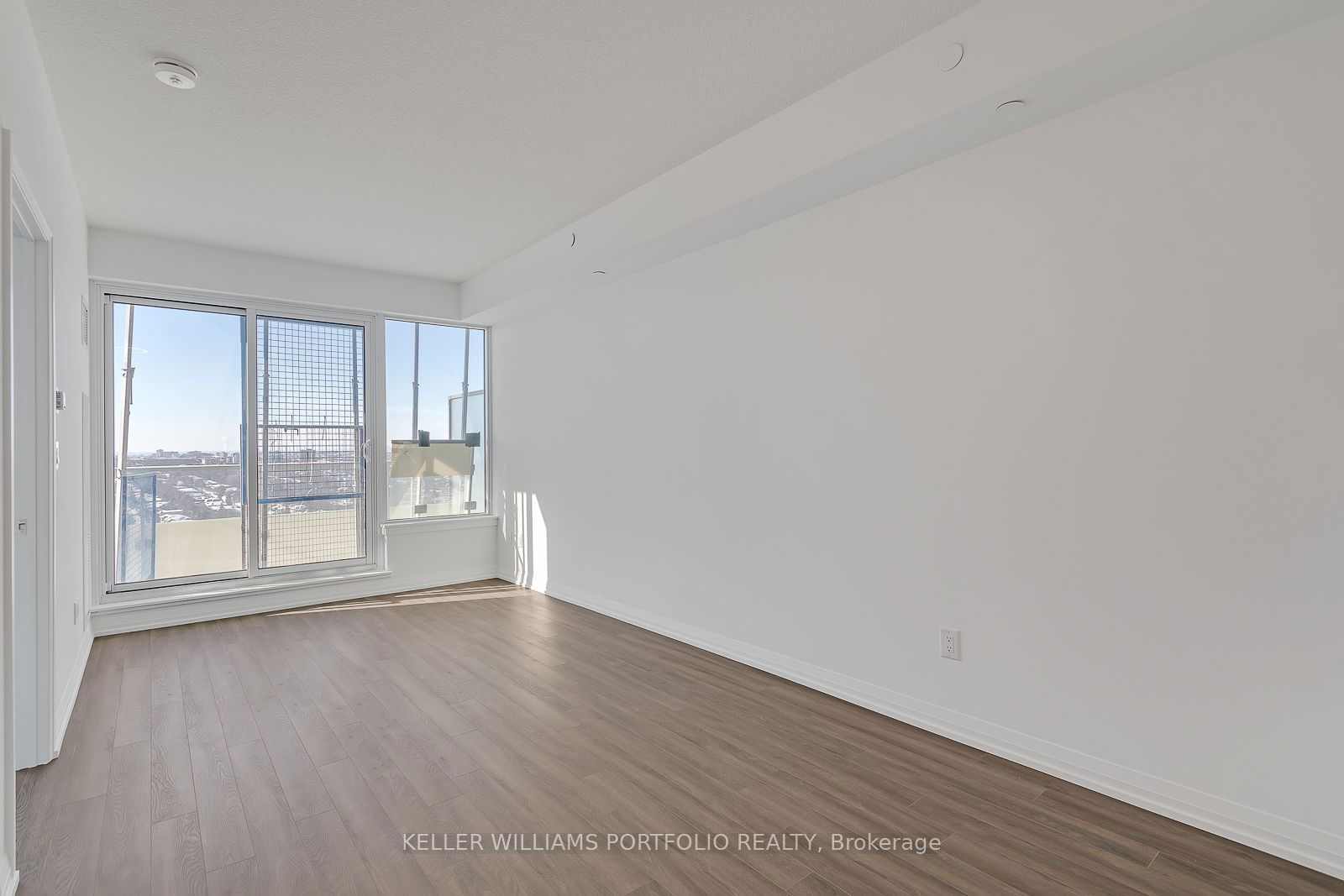 75 Canterbury Pl, unit 2708 for rent