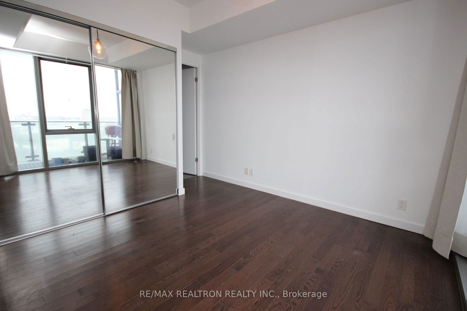 390 Cherry St, unit 710 for rent