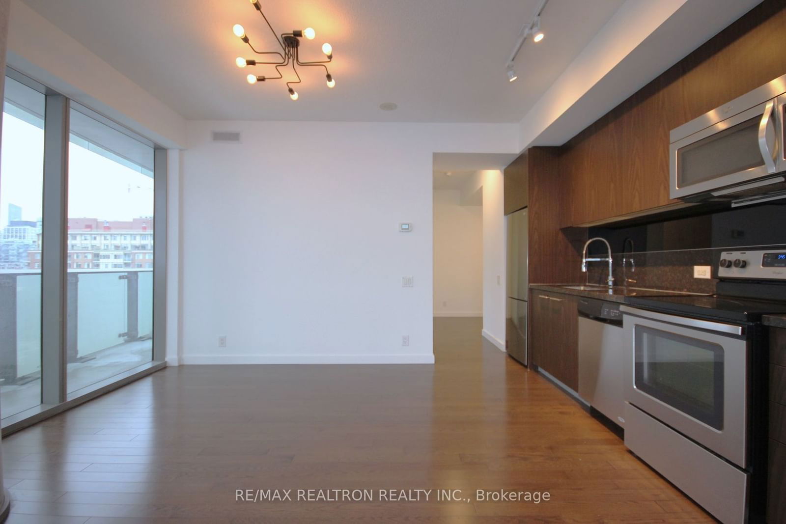 390 Cherry St, unit 710 for rent