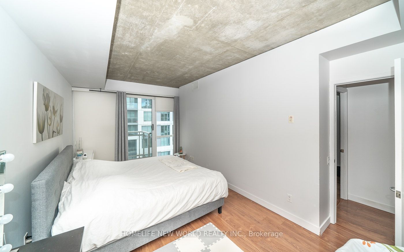 38 Niagara St, unit PH03 for sale