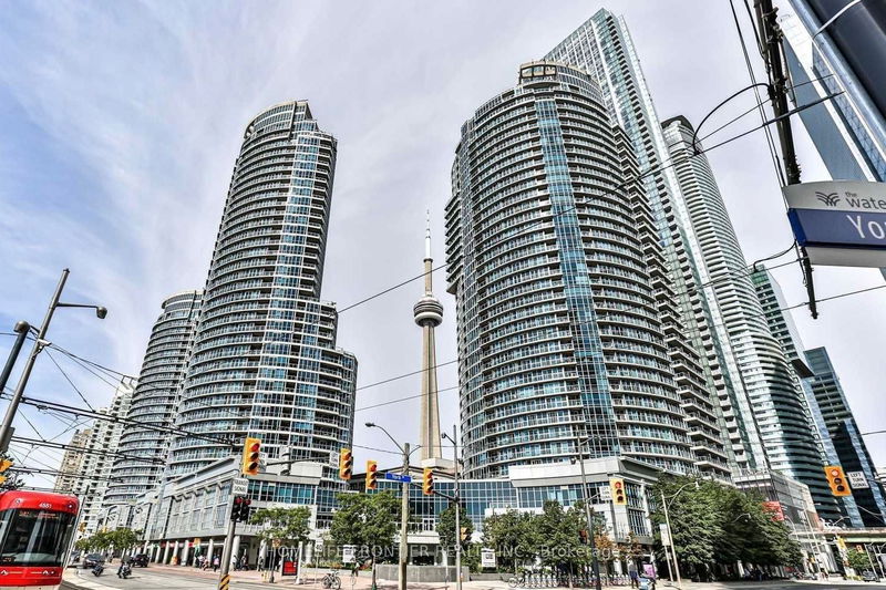 208 Queens Quay W, unit 1109 for sale