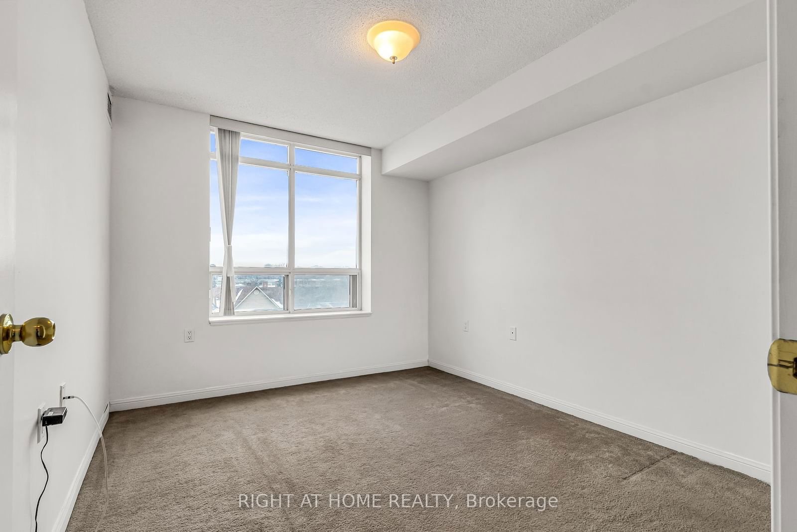 650 Lawrence Ave W, unit 522 for sale