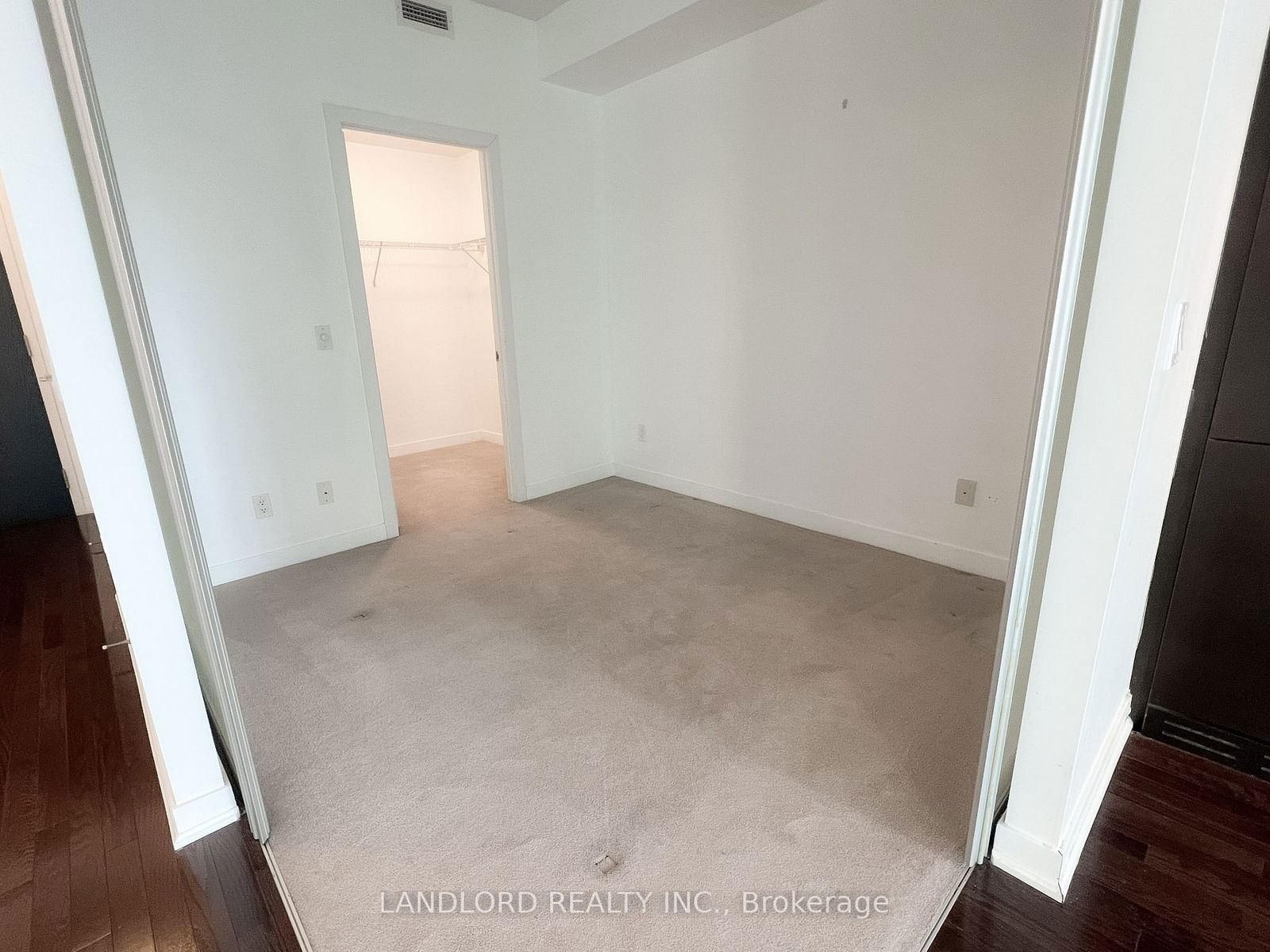 770 Bay St, unit 2007 for rent