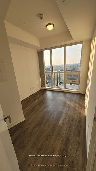 49 East Liberty St, unit 1810 for rent