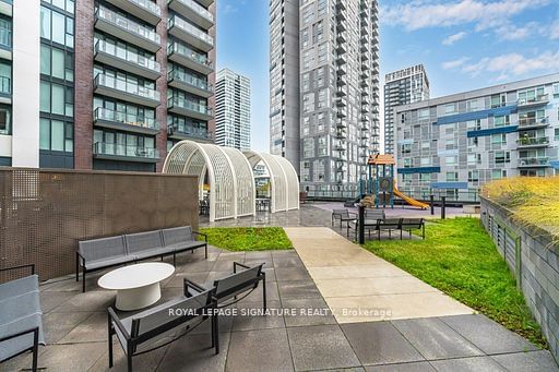 130 River St, unit E-2802 for sale