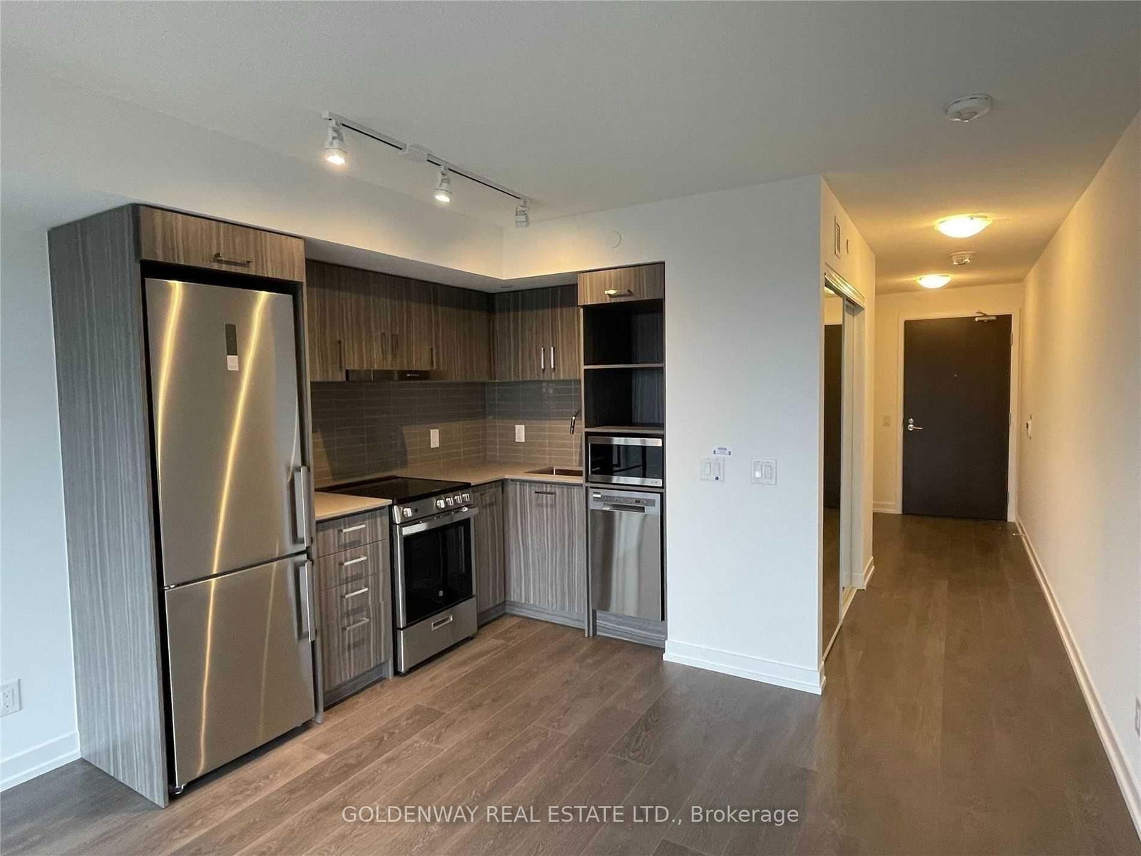 219 Dundas St E, unit 1902 for rent