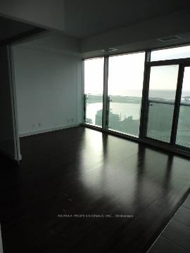 12 York St, unit 3506 for rent