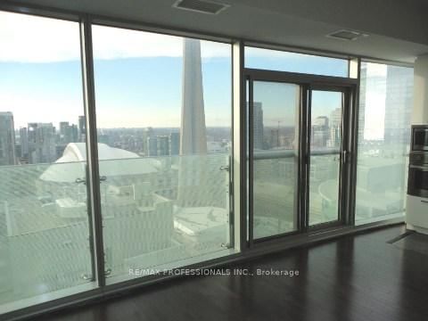 12 York St, unit 3506 for rent