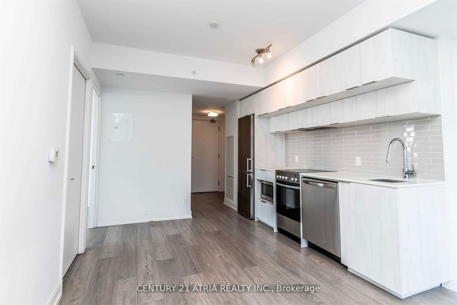 181 Dundas St E, unit 1903 for rent