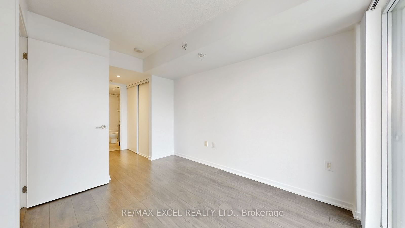 36 Lisgar St, unit 1920 for rent