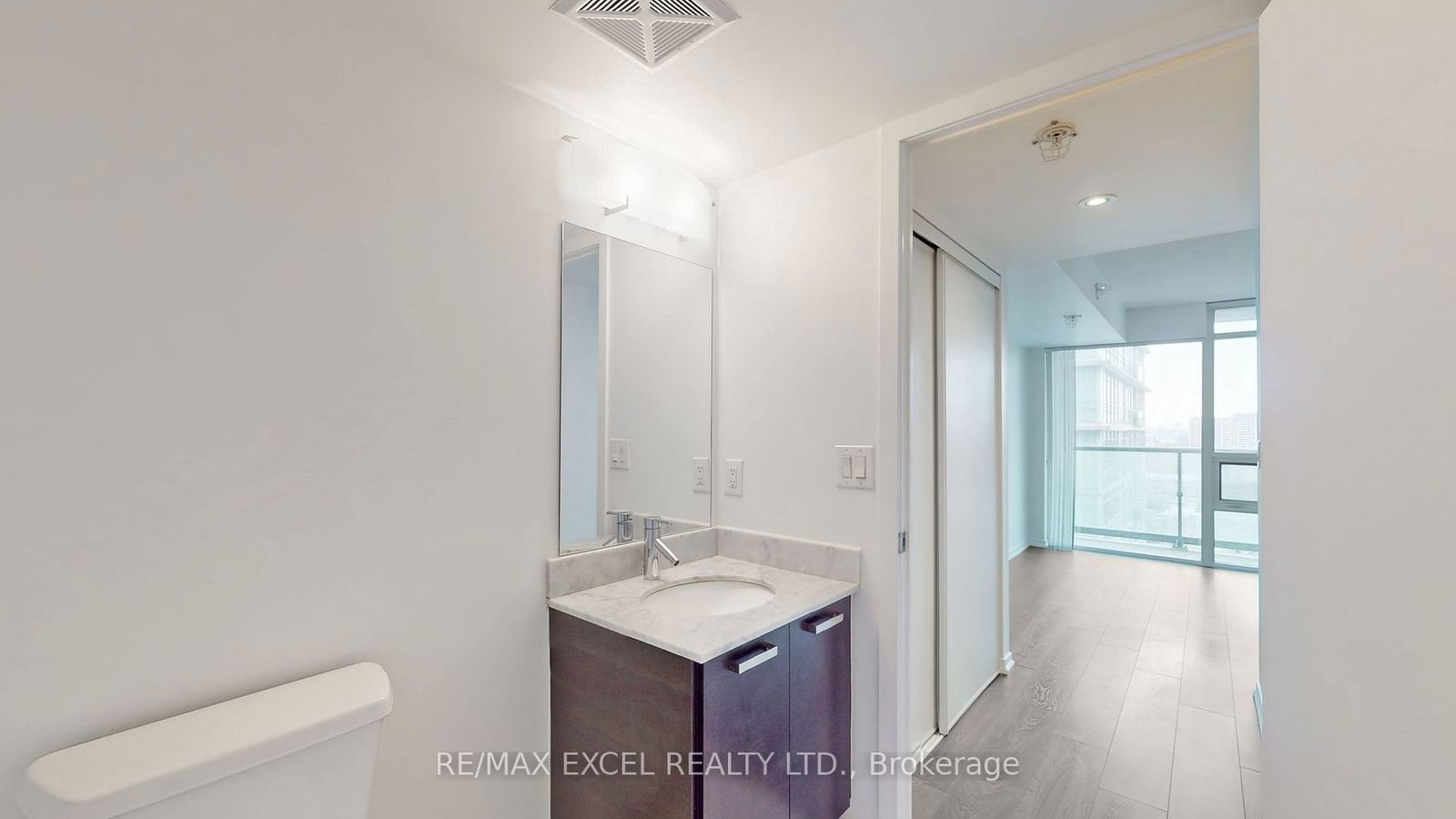 36 Lisgar St, unit 1920 for rent