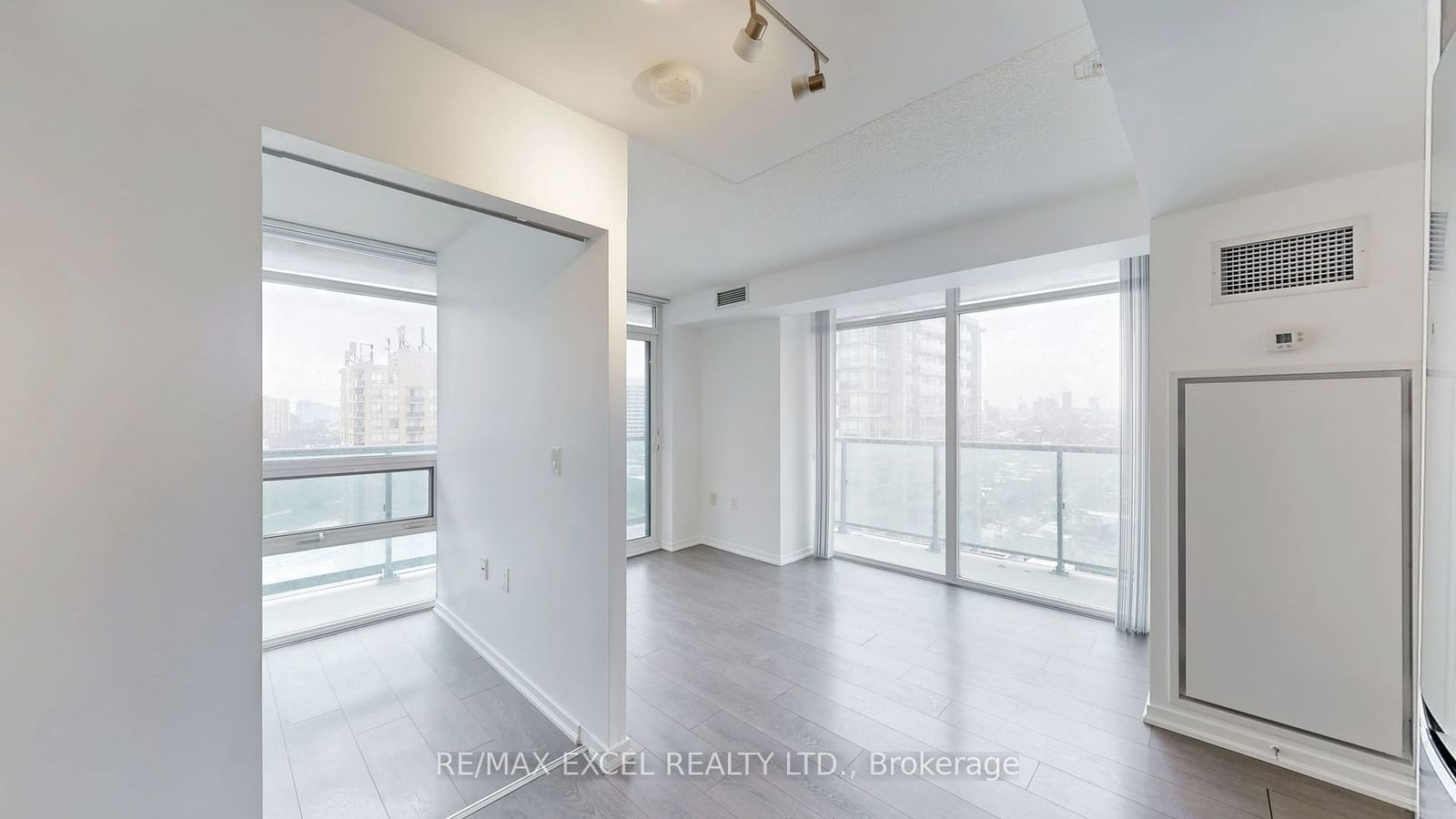 36 Lisgar St, unit 1920 for rent