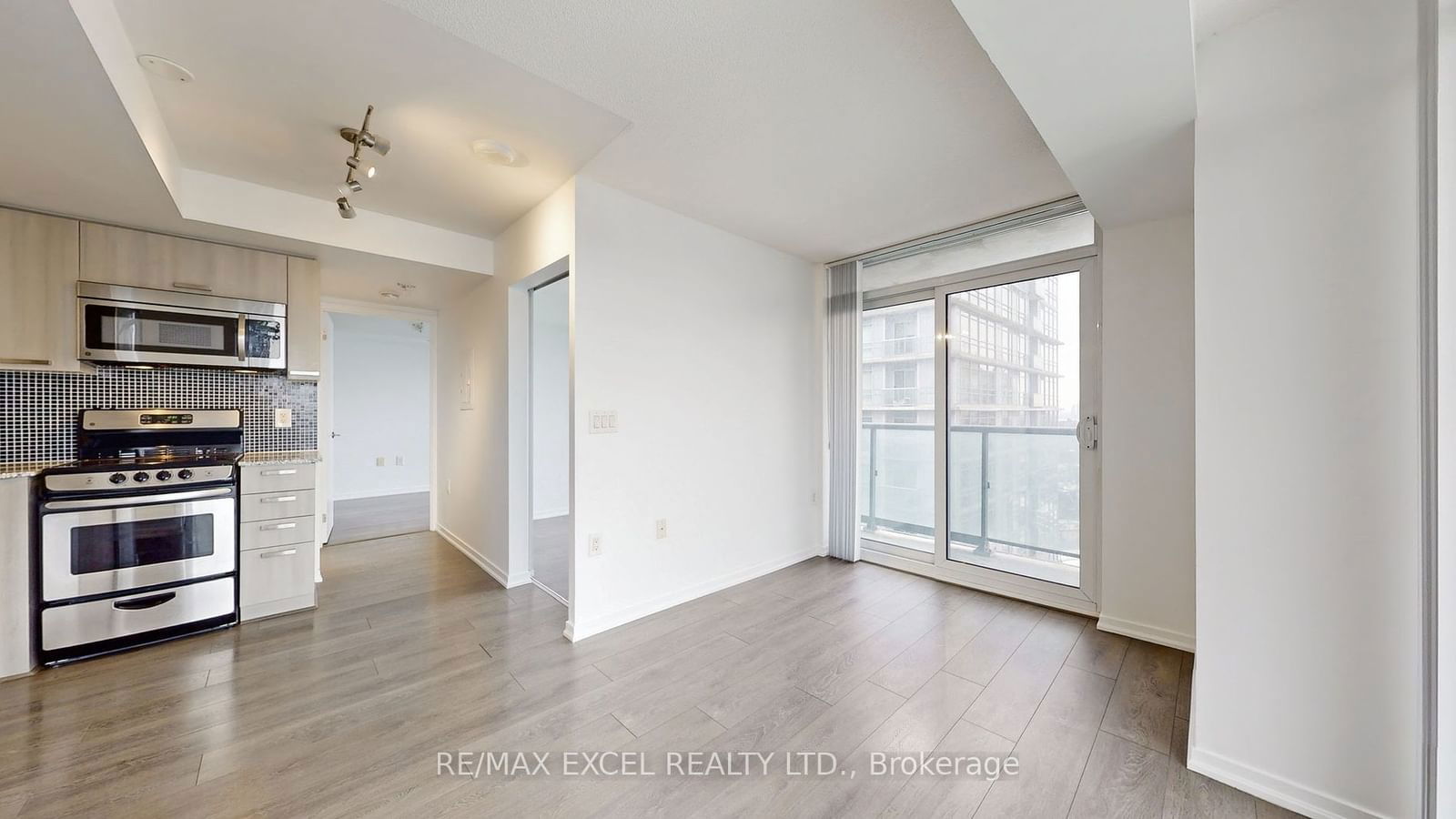 36 Lisgar St, unit 1920 for rent