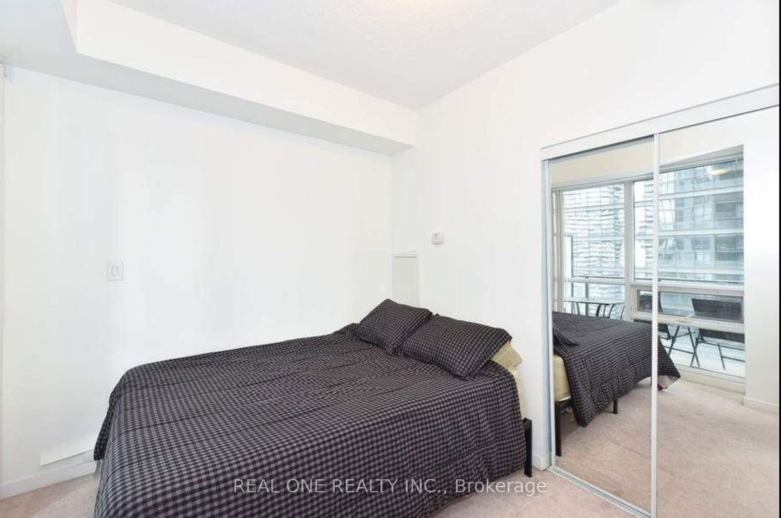 65 Bremner Blvd, unit 2205 for rent