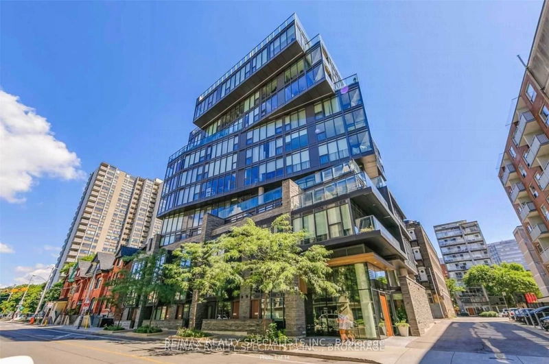 15 Beverley St, unit 905 for sale