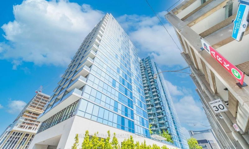 210 Simcoe St, unit 605 for sale