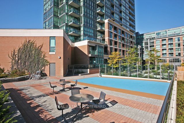 1171 Queen St W, unit 313 for rent