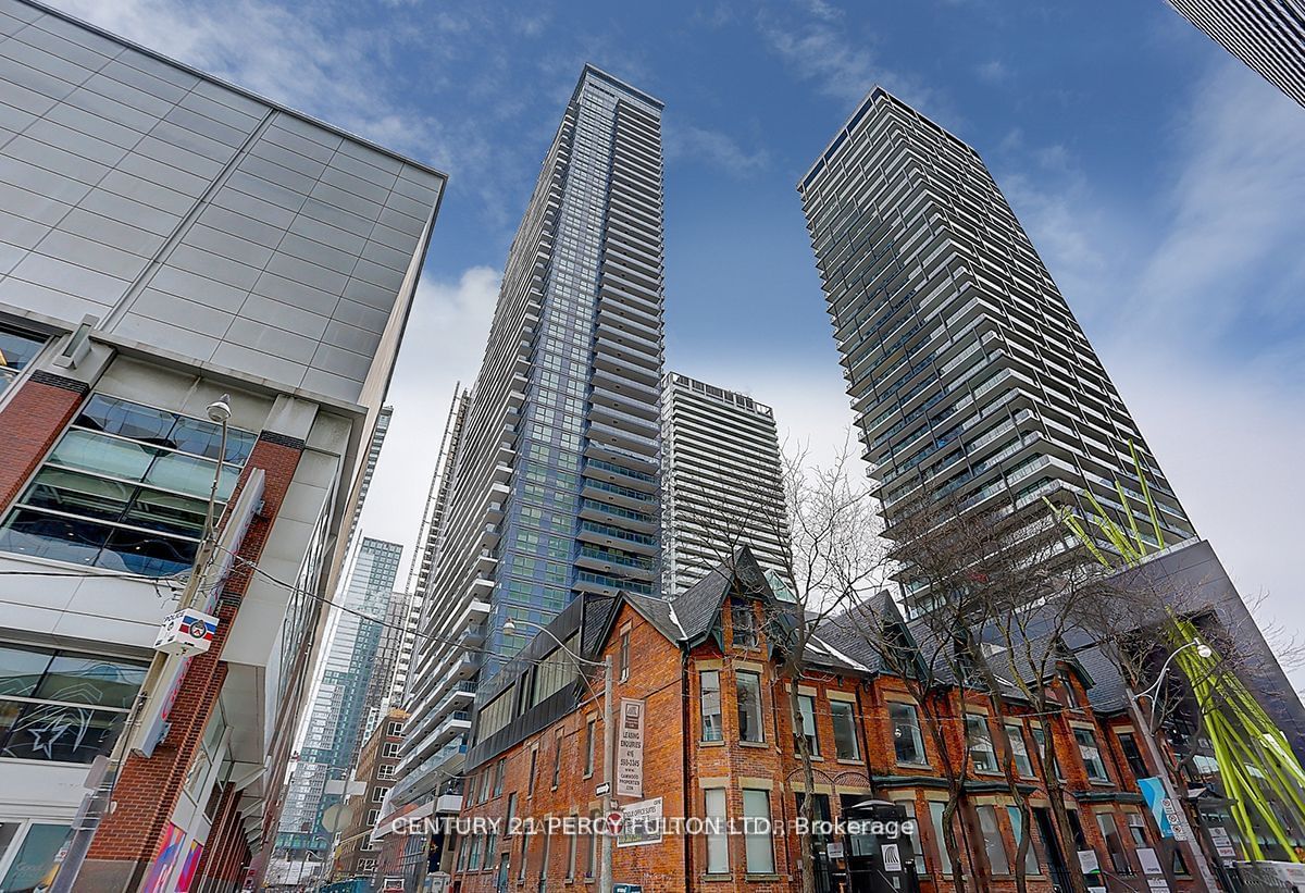 38 Widmer St, unit 4205 for sale