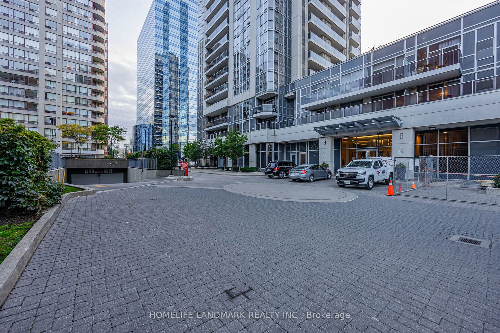 5791 Yonge St, unit 1603 for sale