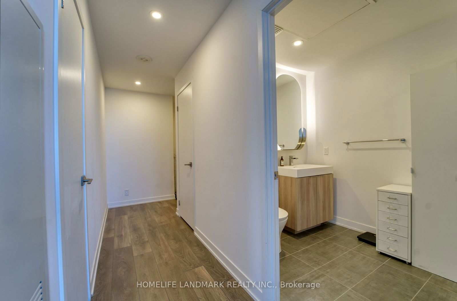 15 HOLMES Ave, unit 2808 for sale