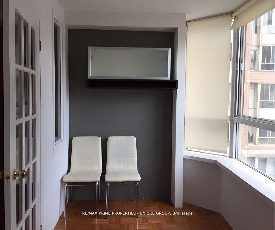 44 Gerrard St W, unit 1701 for rent