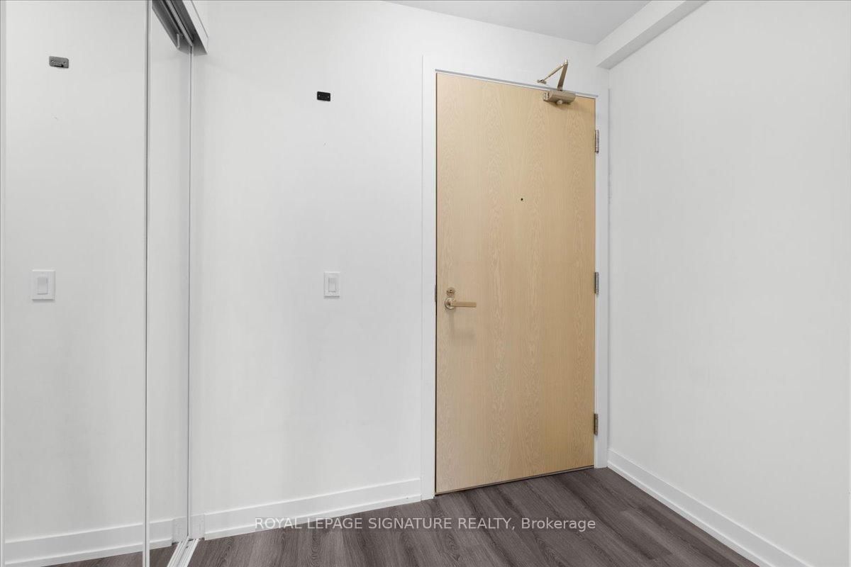 138 Downes St, unit 5201 for rent