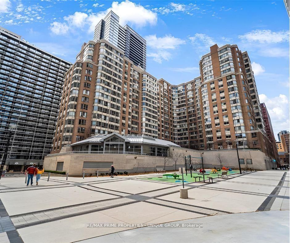 Liberties III Condos, Downtown, Toronto