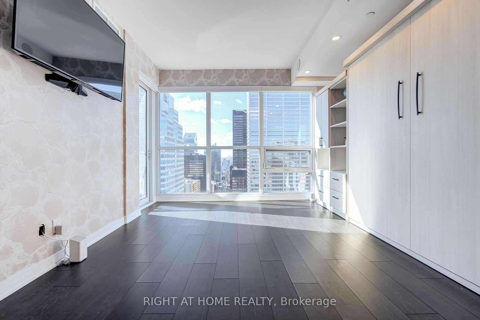 88 Scott St, unit 4808 for rent