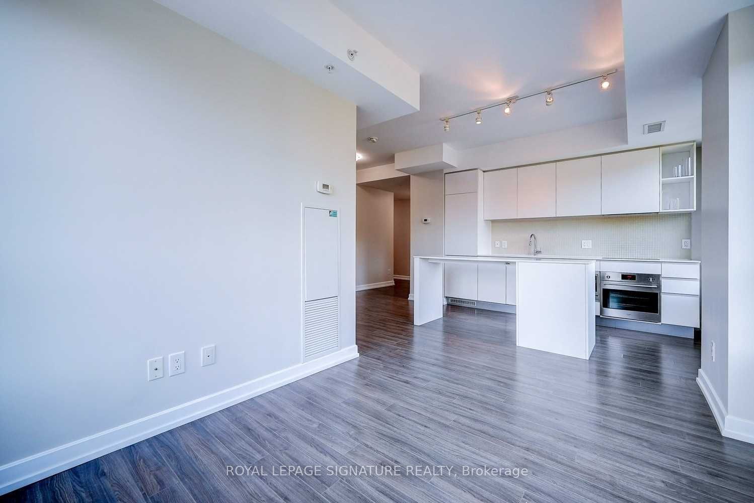 377 Madison Ave, unit 319 for rent