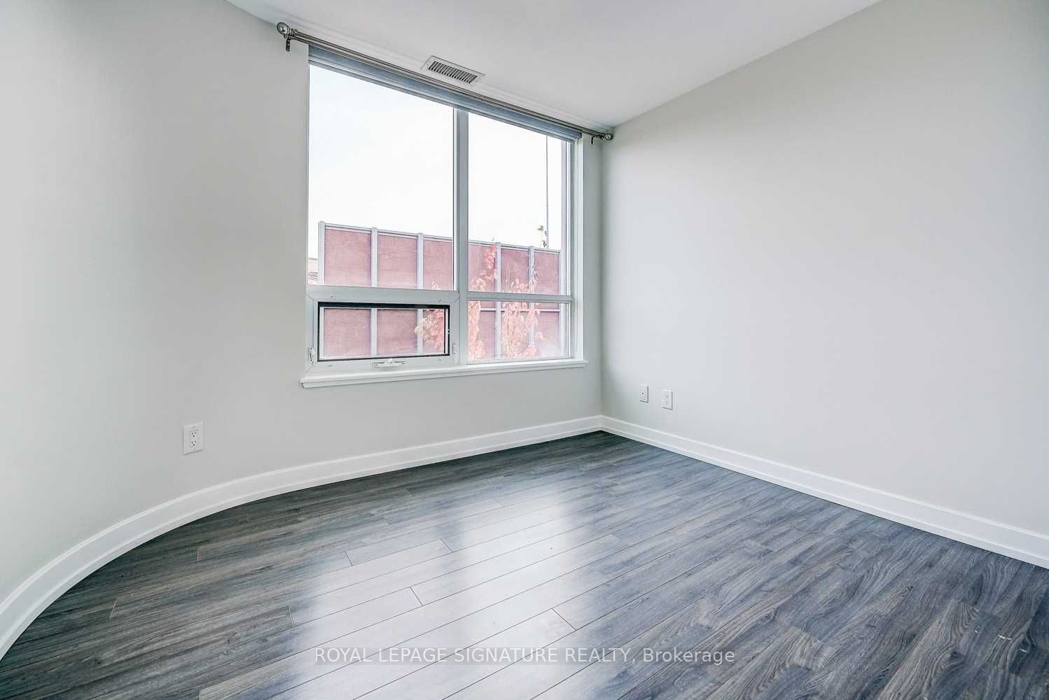 377 Madison Ave, unit 319 for rent