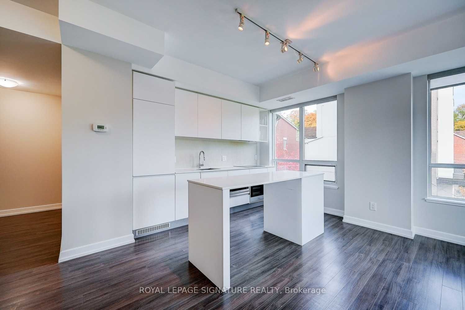 377 Madison Ave, unit 319 for rent