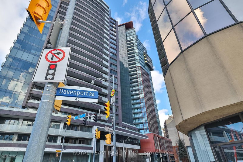 32 Davenport Rd, unit 1403 for sale