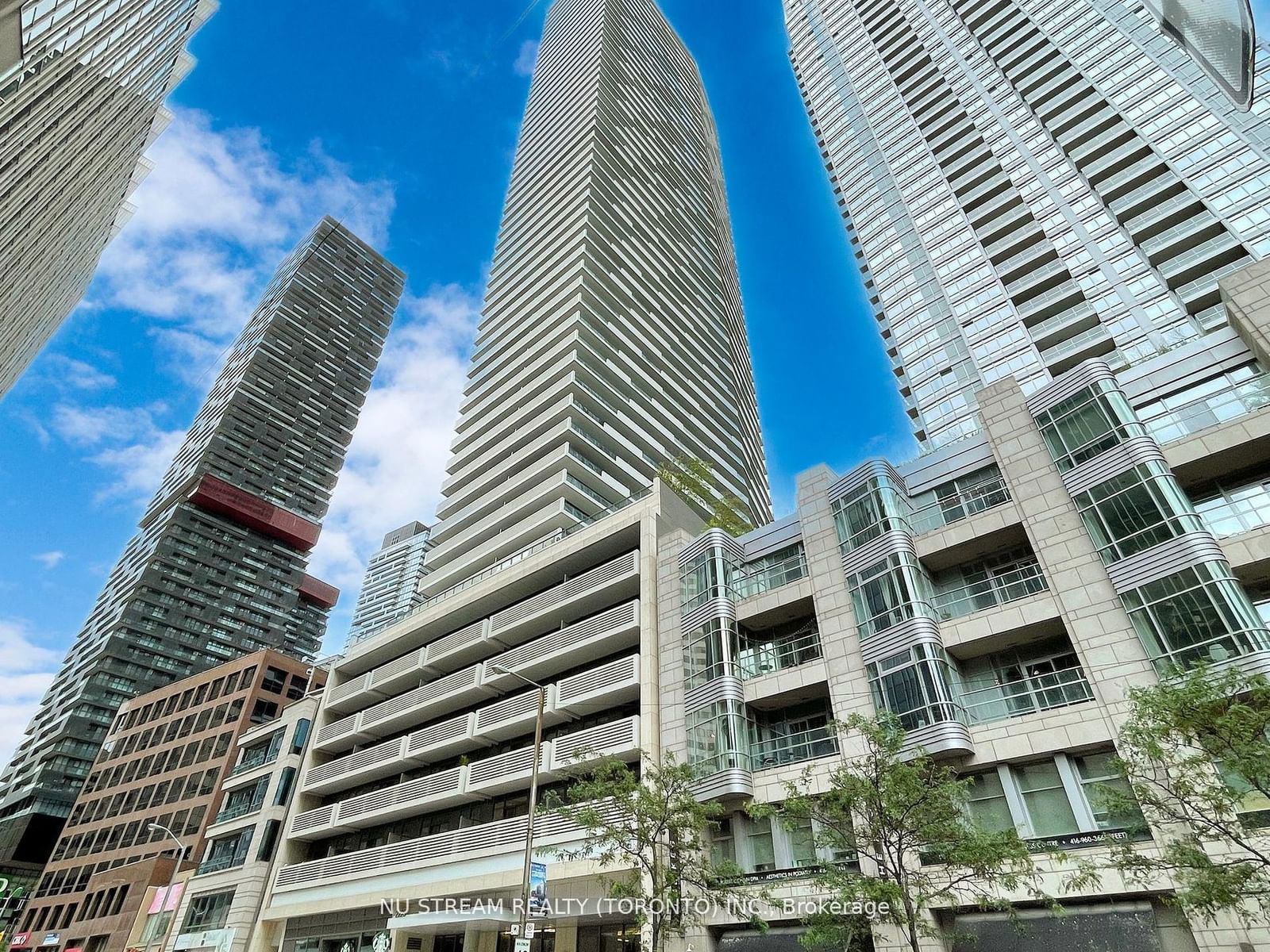 2221 YONGE St, unit 5109 for rent