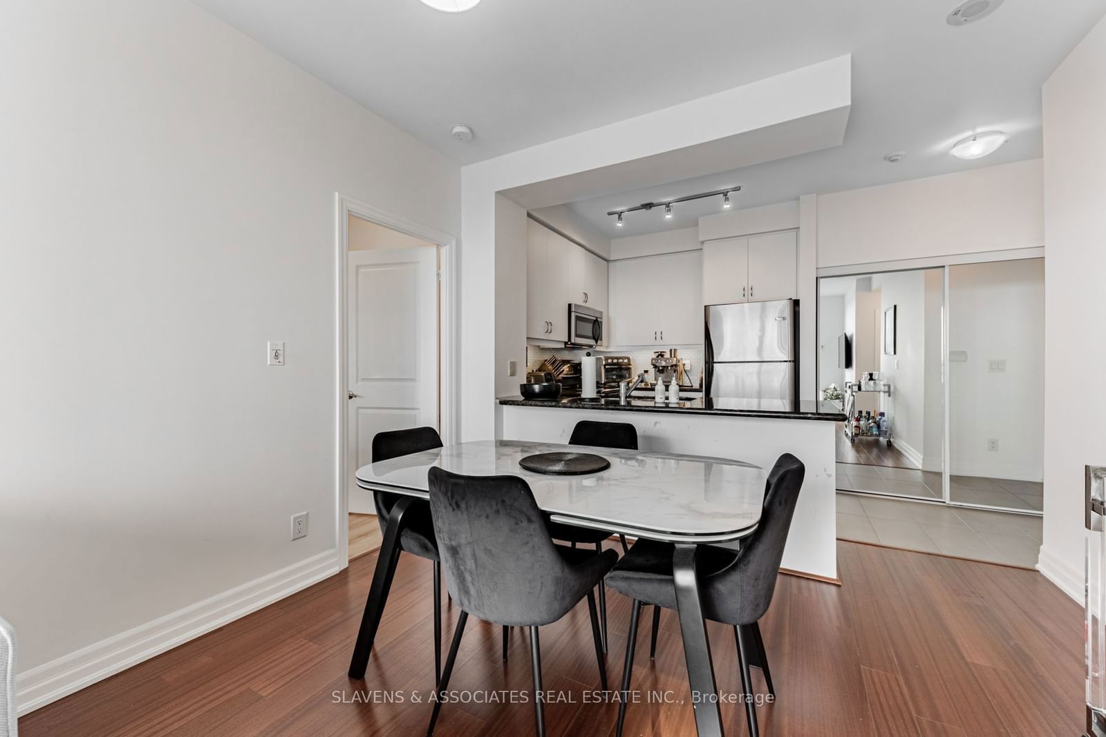 500 St Clair Ave W, unit 1607 for sale