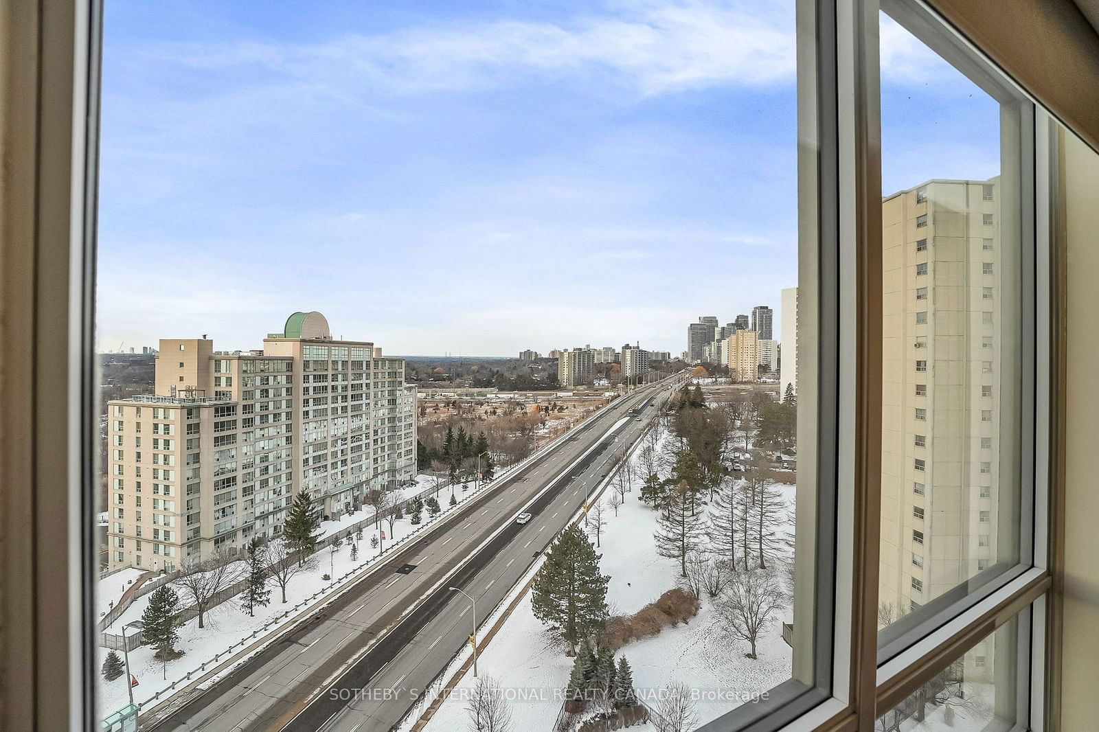 18 Graydon Hall Dr, unit 1404 for sale