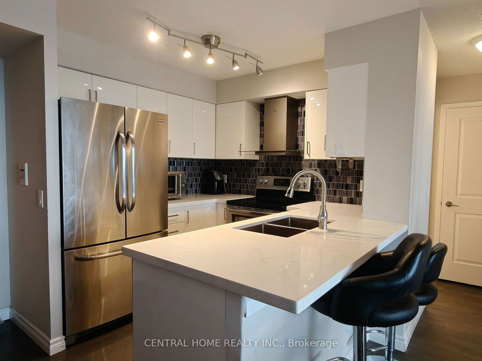 4968 Yonge St, unit 3503 for rent