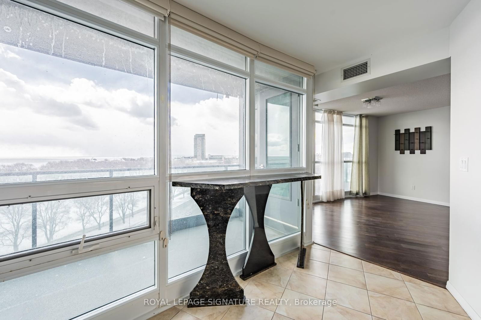 215 Fort York Blvd, unit 1104 for rent