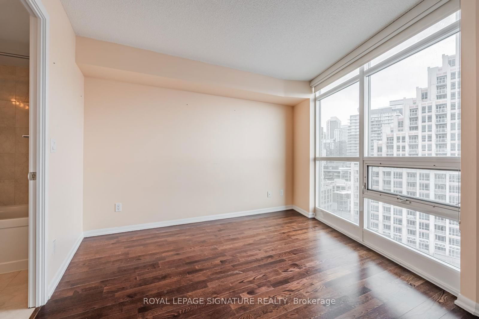 215 Fort York Blvd, unit 1104 for rent