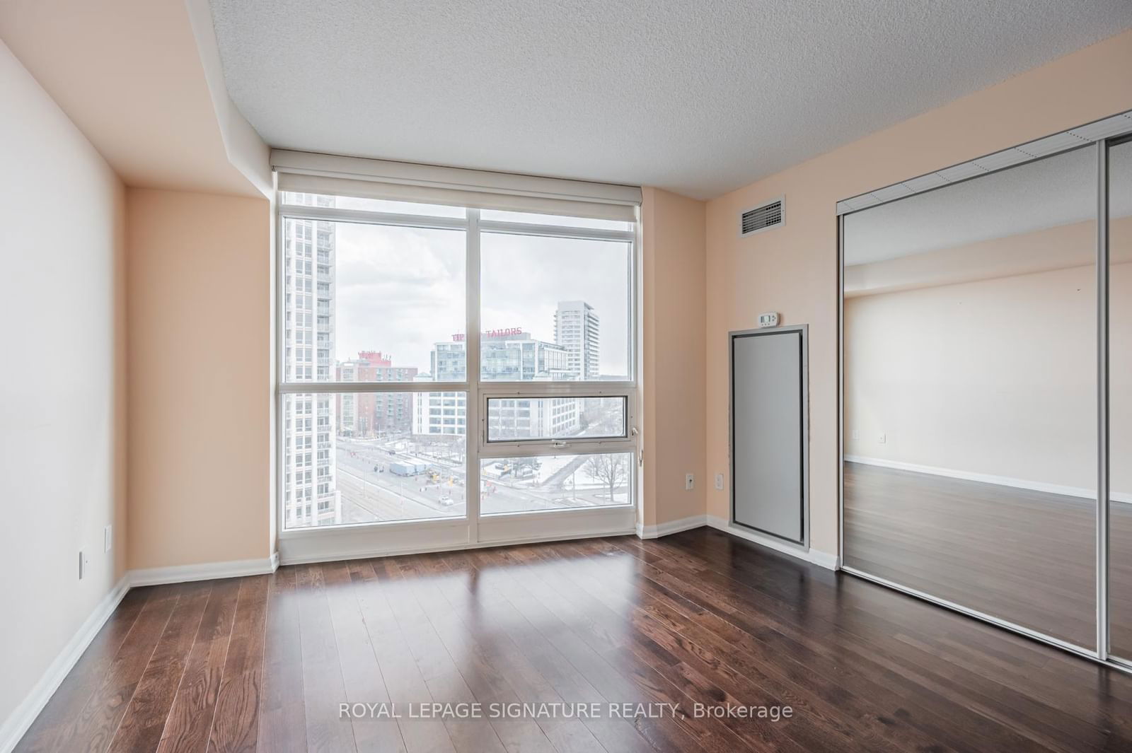 215 Fort York Blvd, unit 1104 for rent