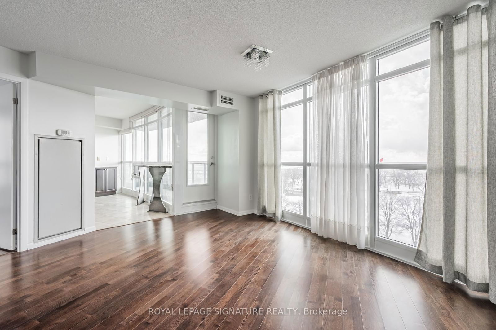 215 Fort York Blvd, unit 1104 for rent