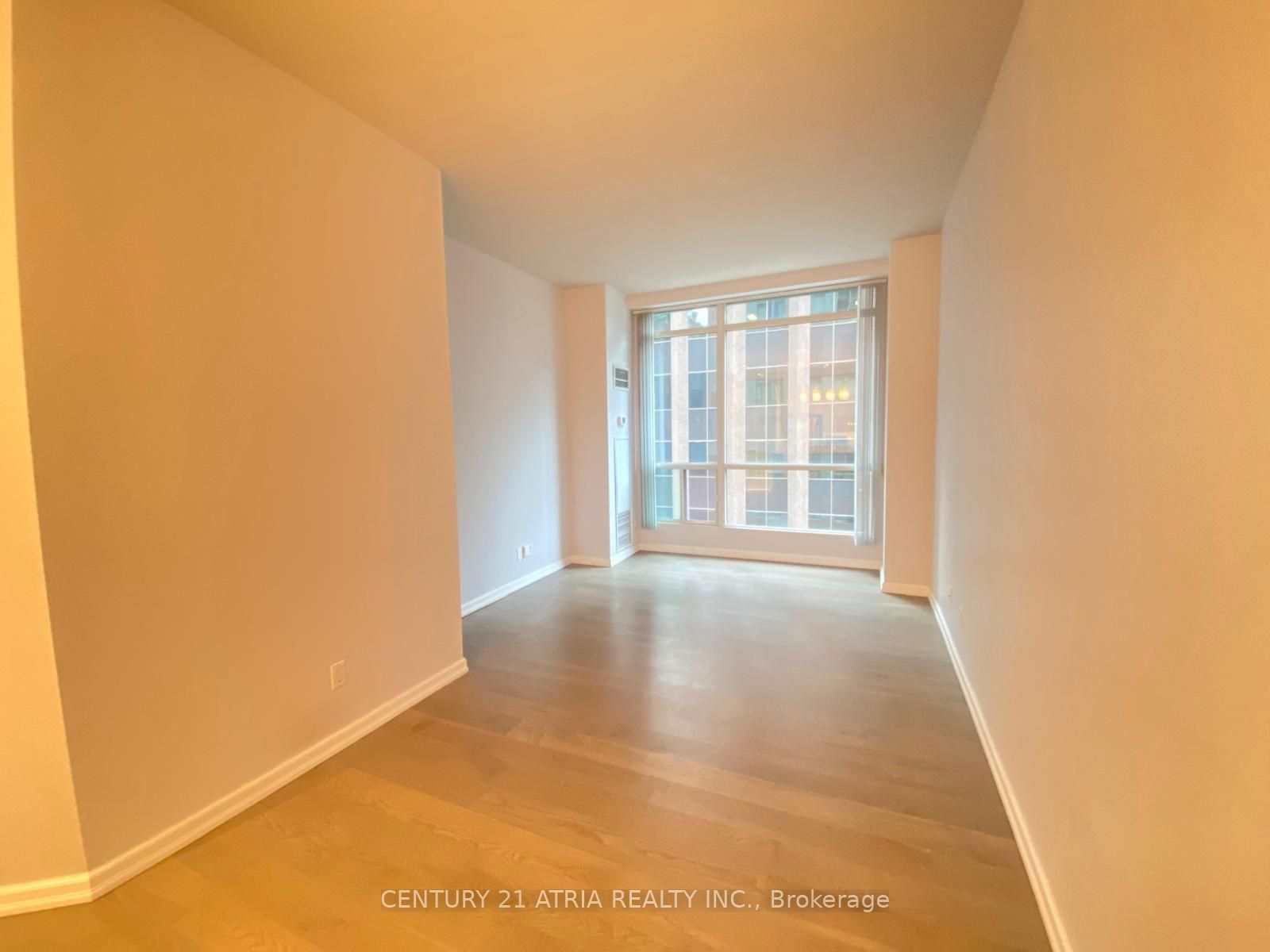 7 King St E, unit 1011 for rent