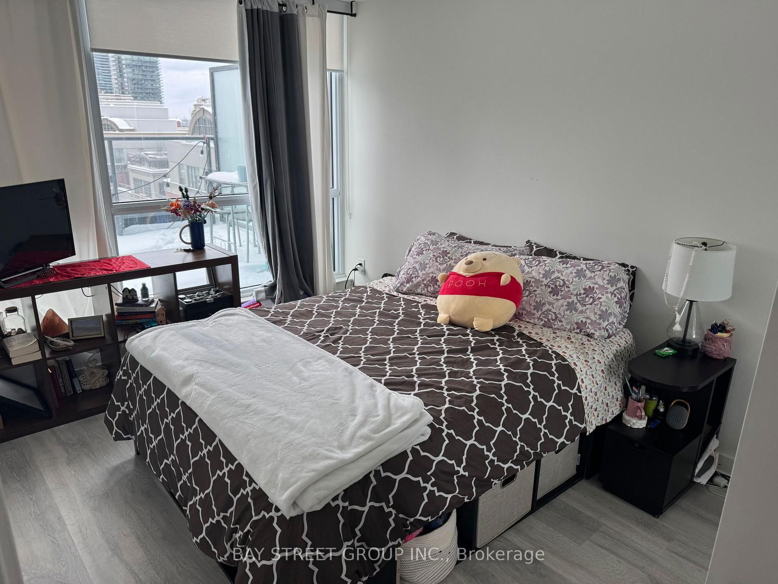 70 Princess St, unit 905 for rent