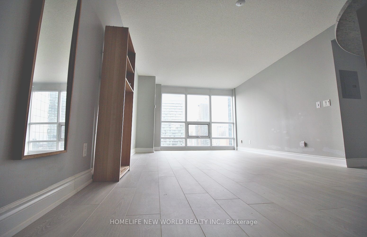 763 Bay St, unit 3613 for rent