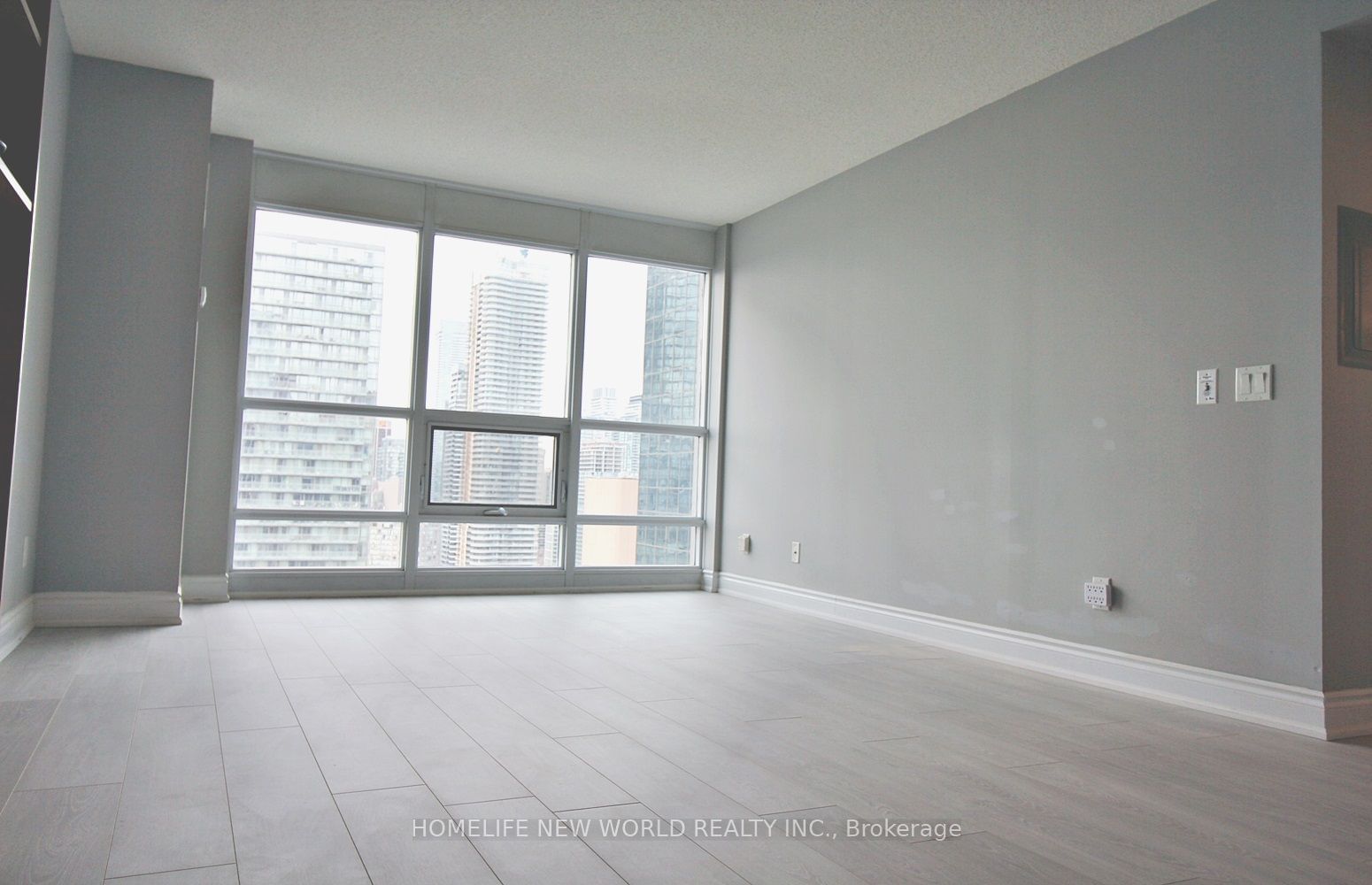 763 Bay St, unit 3613 for rent